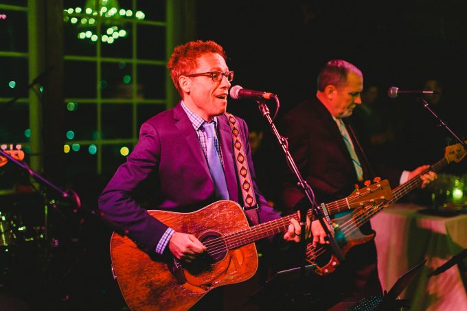 Brad Thompson singing at wedding reception