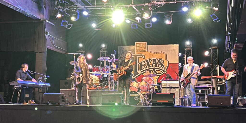 Brad Thompson & The Undulating Band live at Billy Bob's Texas