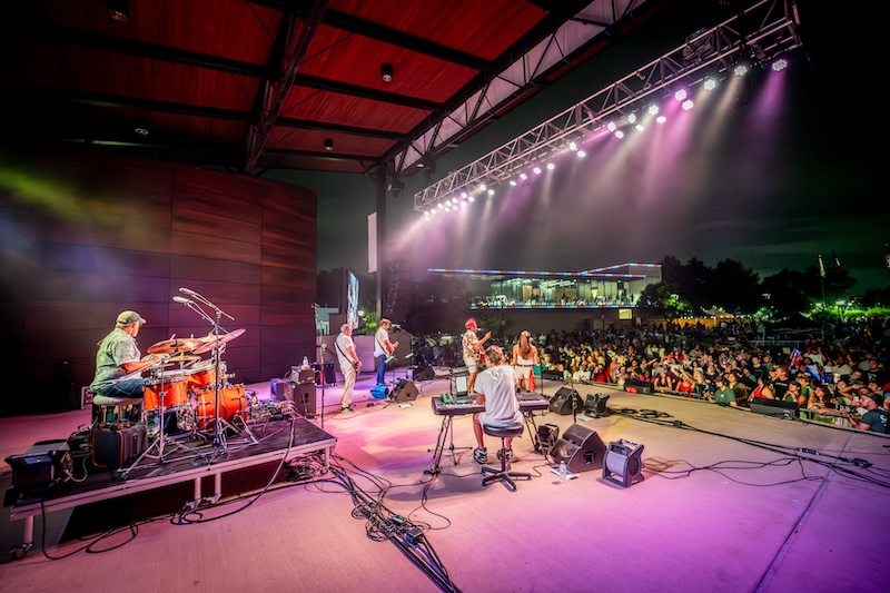 Dallas / Fort Worth Party Band. /Brad Thompson Band - Dallas / Fort Worth's best live show
